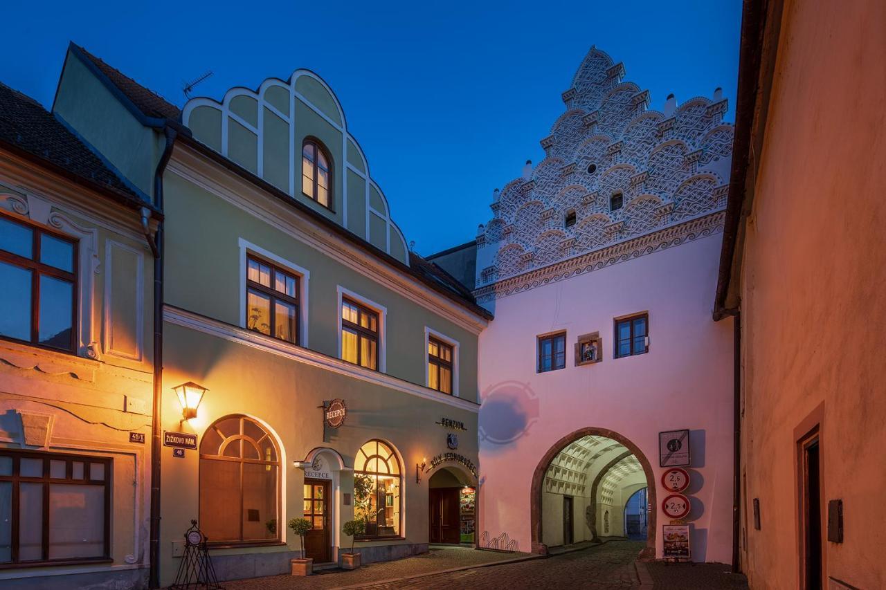 Hotel Bílý jednorožec Třeboň Exterior foto